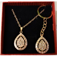 Koλιέ με μπρελόκ σε συσκευασία δώρου F0-416-3