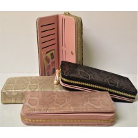 Γυναικείo πορτοφόλι M-1068