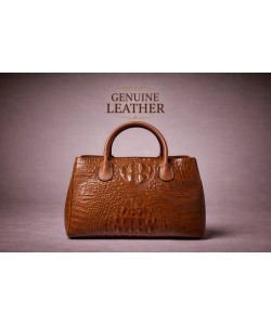 Δερμάτινη γυναικεία τσάντα Μ-1073 Δερμάτινη γυναικεία τσάντα Μ-1073